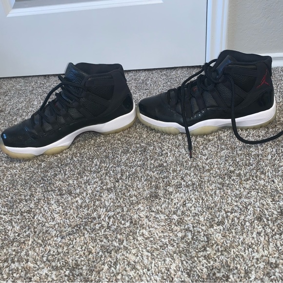 Men’s Jordan 11 Retro 72-10 (2015) - Picture 3 of 10